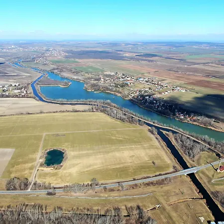 Guest house Aurora *